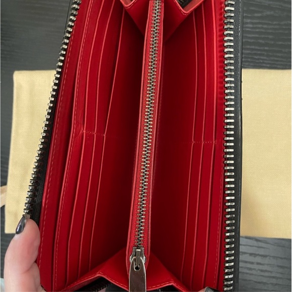 Full INCLUSION Christian Louibuton Panettone Calf Leather Zip around wallet - Picture 6 of 16